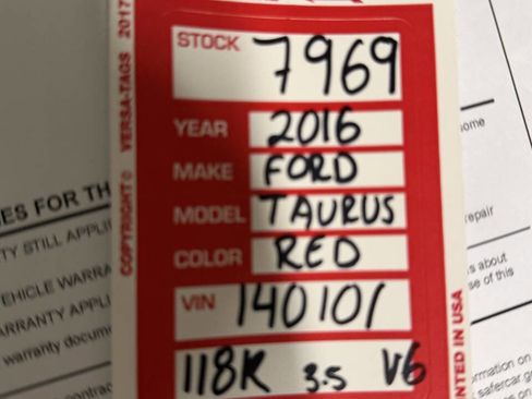 Used 2016 Ford Taurus SEL w/ Equipment Group 201A image 16