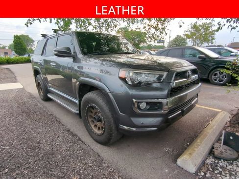 Used 2017 Toyota 4Runner Limited AWD/4WD image 3