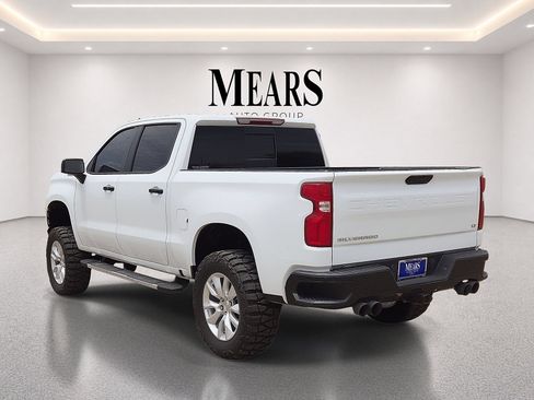 Used 2021 Chevrolet Silverado 1500 LT Trail Boss AWD/4WD image 3