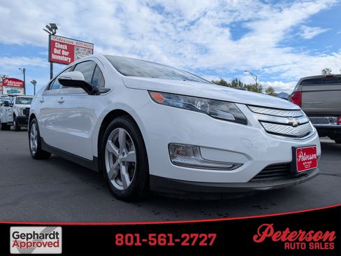 Used 2014 Chevrolet Volt image 1