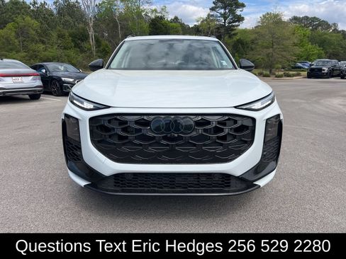 New 2026 Audi Q3 quattro 2.0T AWD/4WD image 2