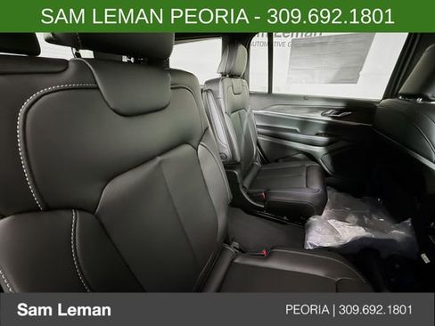 New 2025 Jeep Grand Cherokee L Limited image 29