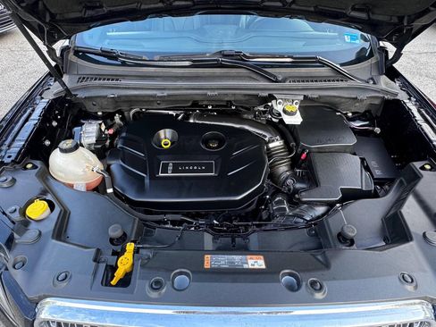 Used 2019 Lincoln MKC Reserve w/ MKC Climate Package AWD/4WD image 18