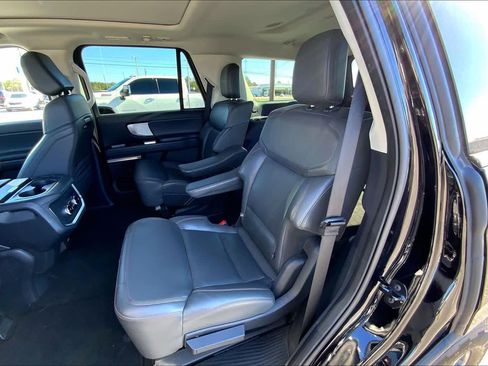 Certified 2025 Ford Expedition Active RWD image 22