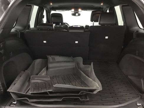 Used 2020 Jeep Grand Cherokee Altitude AWD/4WD image 36