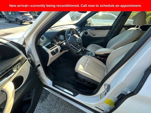 Used 2021 BMW X1 sDrive28i w/ Convenience Package FWD image 11