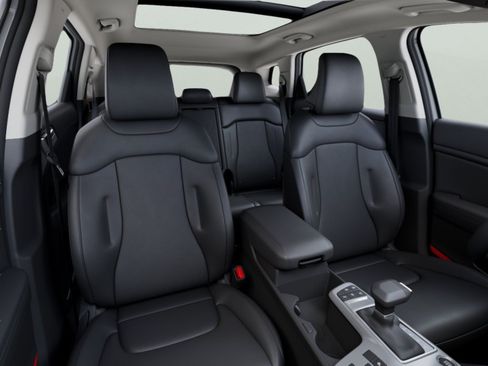 New 2026 Kia Sportage EX FWD image 15