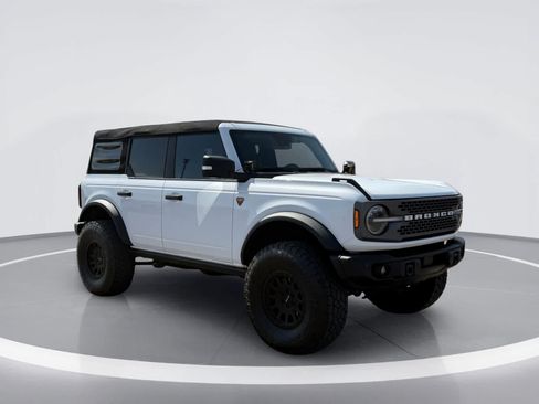Used 2023 Ford Bronco Badlands AWD/4WD image 5
