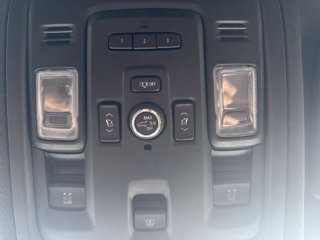 Used 2023 GMC Yukon AT4 w/ AT4 Premium Plus Package AWD/4WD image 25