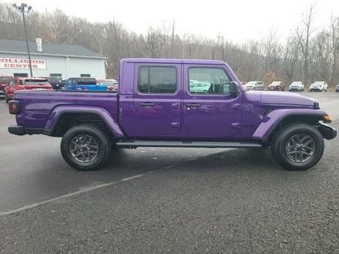 New 2026 Jeep Gladiator Sport image 7