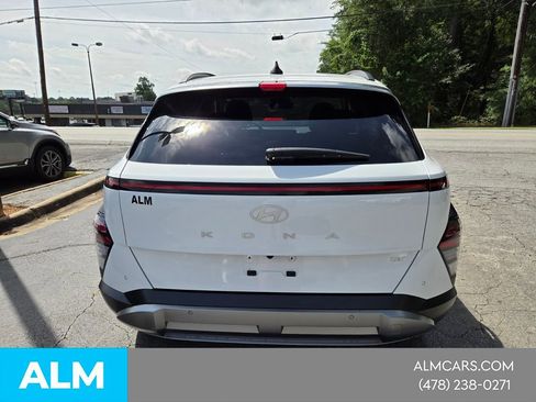 Used 2025 Hyundai Kona Limited FWD image 11