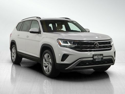 Used 2023 Volkswagen Atlas SE image 7