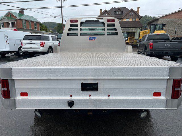 Used 2021 Ford F550 4x4 Regular Cab Super Duty image 11