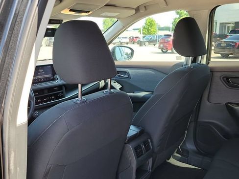 Used 2023 Nissan Rogue FWD image 22