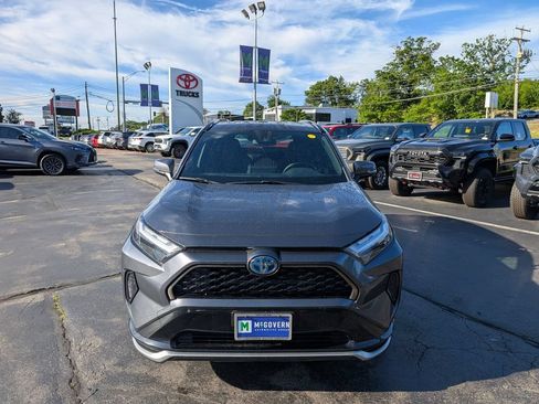 Used 2023 Toyota RAV4 SE AWD/4WD image 11