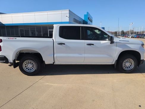 New 2026 Chevrolet Silverado 1500 W/T image 13