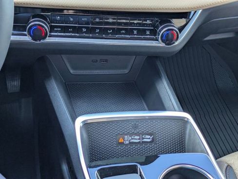 New 2026 Chevrolet Equinox ACTIV FWD image 21