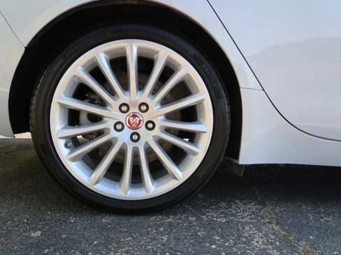 Used 2017 Jaguar XE First Edition image 56