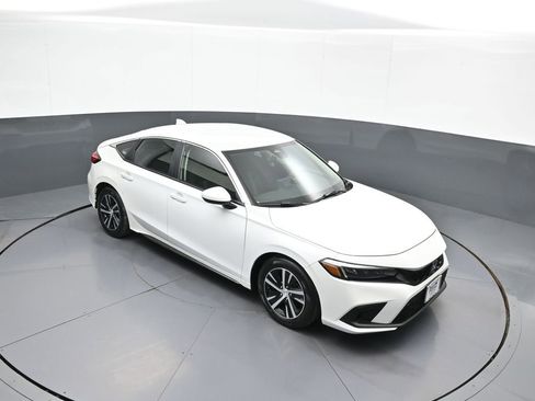 Certified 2023 Honda Civic LX image 34