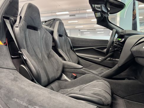 New 2026 McLaren 750S Spider image 17