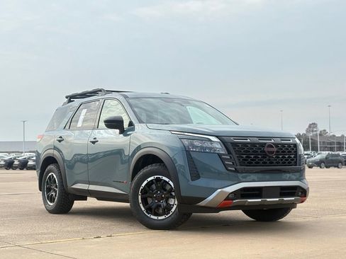 New 2026 Nissan Pathfinder Rock Creek image 2
