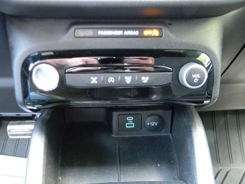Used 2023 Ford Escape ST-Line w/ Tech Pack #1 AWD/4WD image 17