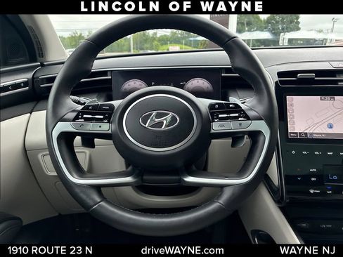 Used 2023 Hyundai Tucson Limited AWD/4WD image 25