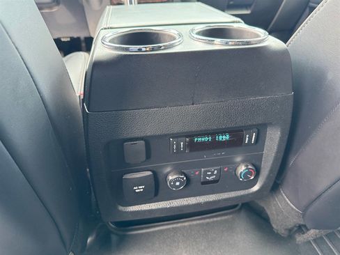 Used 2017 Ford Expedition EL Platinum AWD/4WD image 26