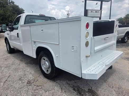 Used 2006 Ford F350 XL RWD image 6