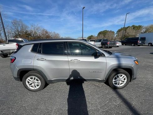 Used 2018 Jeep Compass Sport w/ Tech Group image 7