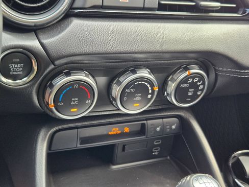 Used 2025 MAZDA MX-5 Miata Grand Touring w/ Weather Package RWD image 17