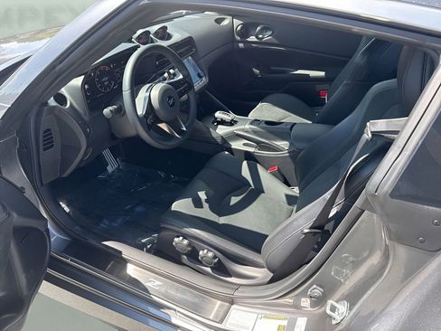 Used 2024 Nissan Z Performance w/ Floor Mat Package image 9