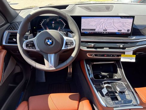 New 2026 BMW X5 xDrive40i w/ M Sport Package AWD/4WD image 18