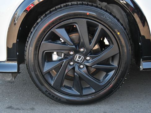 Used 2022 Honda HR-V Sport image 12