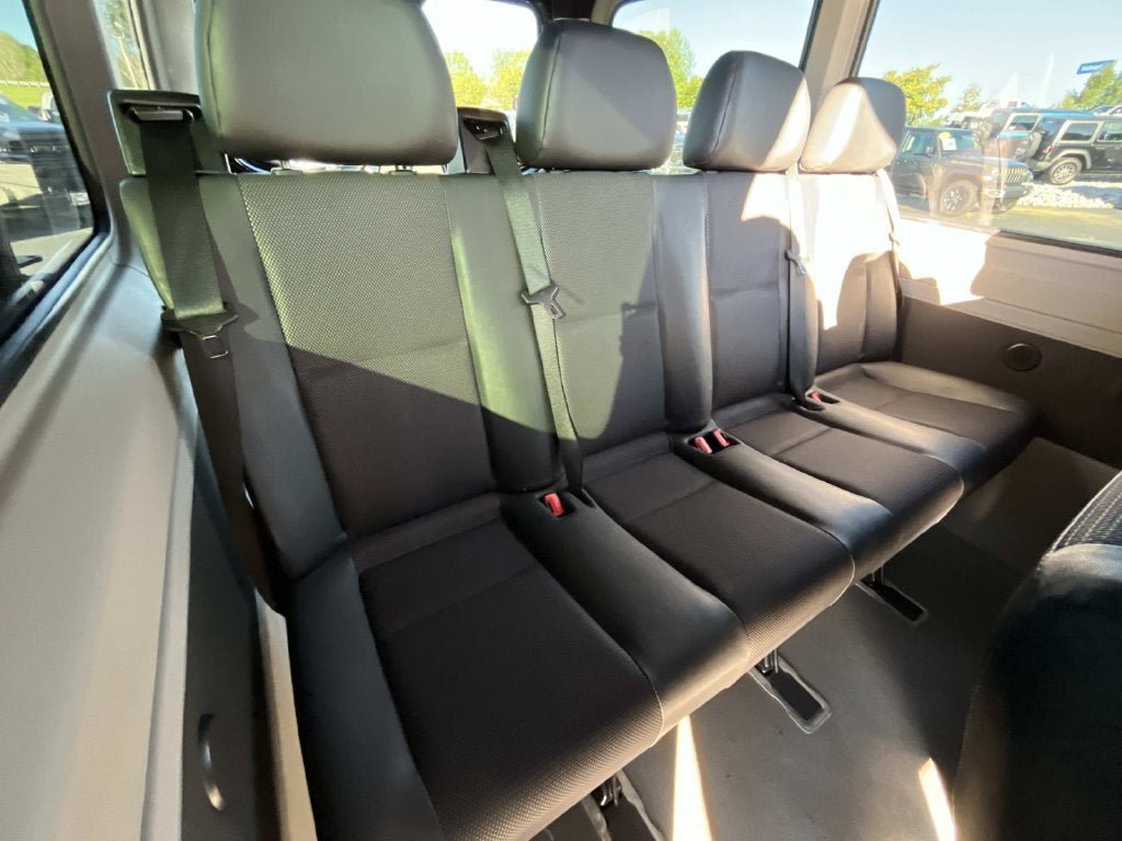 Used 2015 Mercedes-Benz Sprinter 2500 image 20