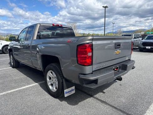 Used 2017 Chevrolet Silverado 1500 LT w/ All Star Edition AWD/4WD image 4