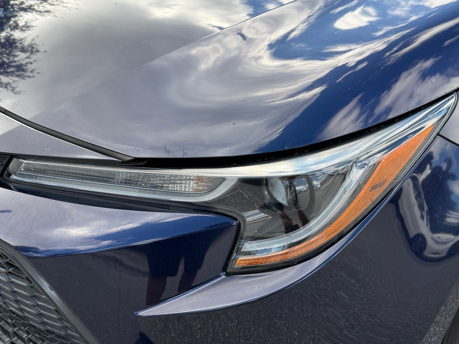 Used 2020 Toyota Corolla LE FWD image 11