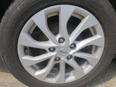 Used 2018 Nissan Sentra SV FWD image 10