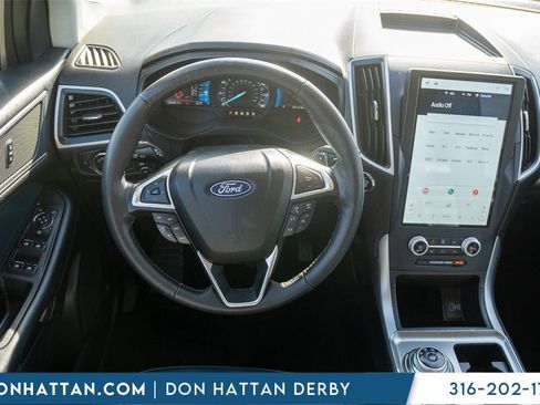 Used 2022 Ford Edge SEL w/ Sport Appearance Package image 5