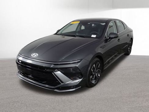 Used 2025 Hyundai Sonata SEL image 4