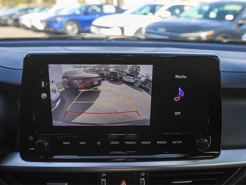 Used 2023 Kia Forte GT-Line w/ GT-Line Premium Package image 25