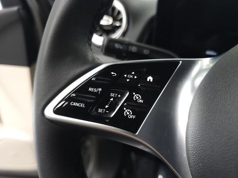 Certified 2026 Mercedes-Benz GLB 250 4MATIC image 10