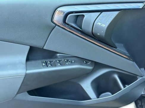 Used 2025 BMW X3 xDrive30i w/ Premium Package image 20