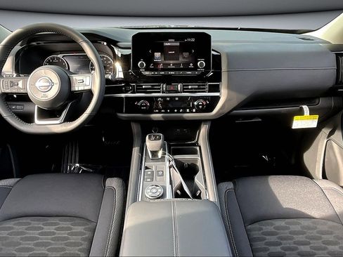 New 2025 Nissan Pathfinder SV w/ Black Appearance Package image 5