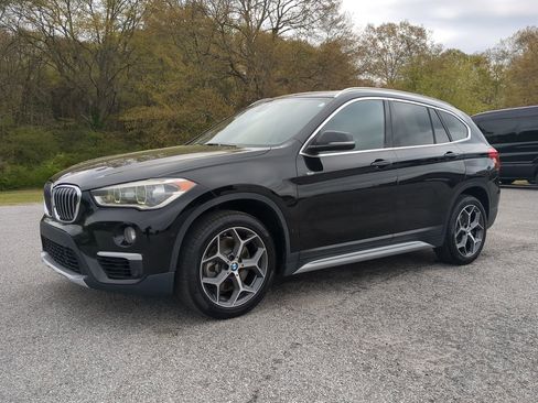 Used 2017 BMW X1 xDrive28i image 6