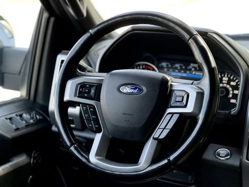 Used 2020 Ford F150 Platinum image 35