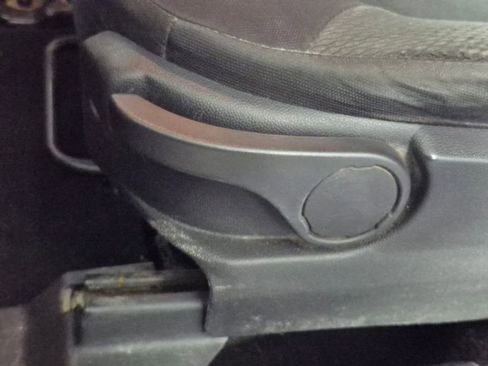 Used 2010 Ford Focus SES FWD image 17