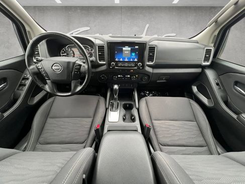 Used 2024 Nissan Frontier SV w/ SV Convenience Package image 20