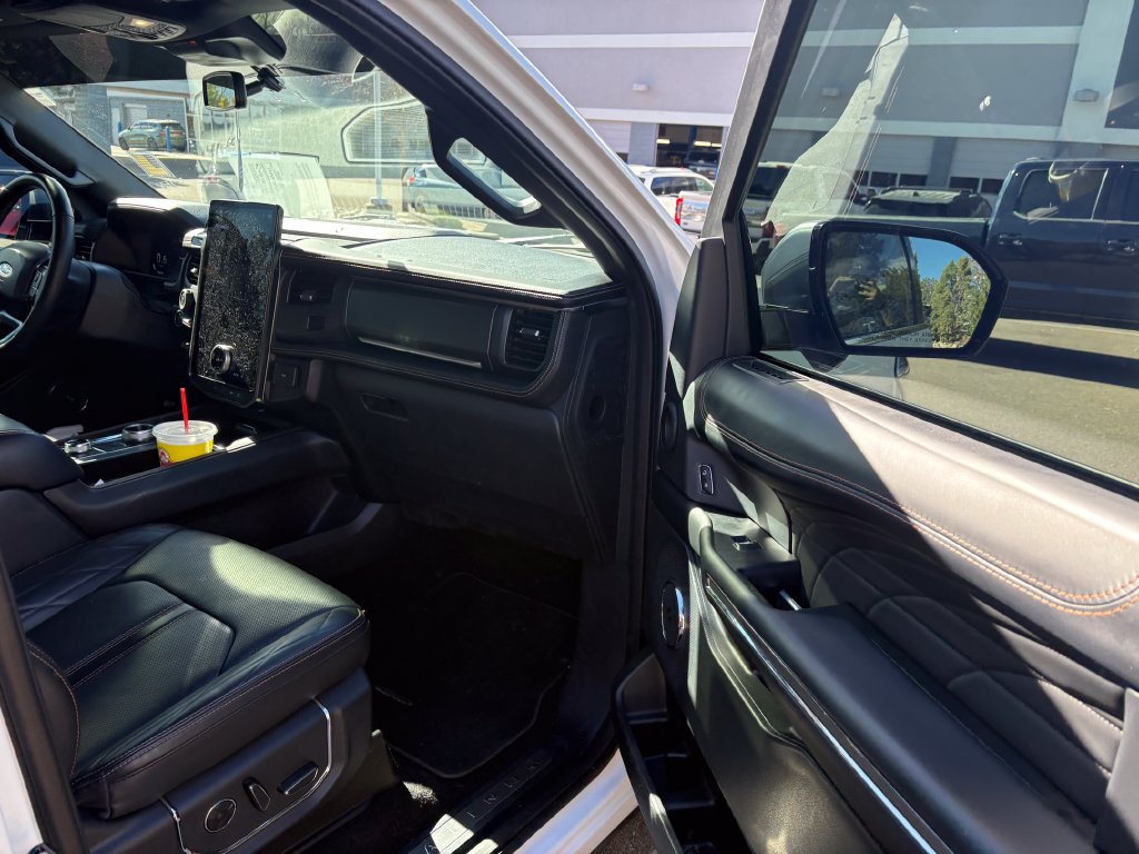 Used 2024 Ford Expedition Max Platinum AWD/4WD image 29