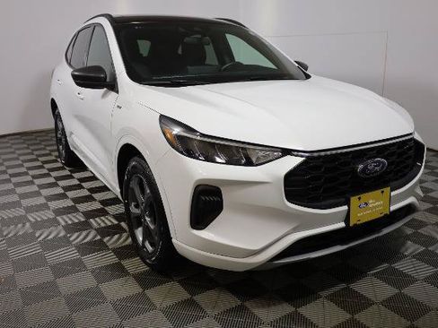 Certified 2023 Ford Escape ST-Line w/ Tech Pack #1 AWD/4WD image 5